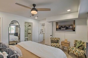 Apartment (1 Bedroom) | Interior - Pool Access: Mtn-view Condo in Apache Junction! (Apache Junction)