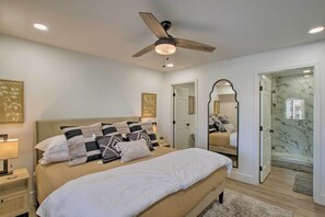 Apartment (1 Bedroom) | Interior - Pool Access: Mtn-view Condo in Apache Junction! (Apache Junction)
