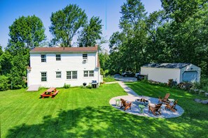 Cottage (3 Bedrooms) | Interior - Hampton 'quiet Corner Cottage' w/ Fireplace & Yard (Hampton)