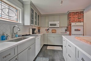 微波爐、烤箱、爐��台、洗碗機