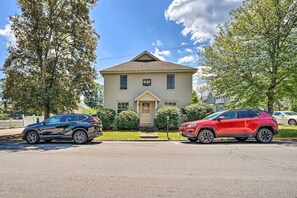 Interior - Walk to Lake George: Family Escape w/ Game Room! (Lake George)