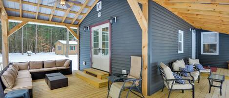 House (3 Bedrooms) | Terrace/patio