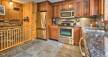 New! Dover Townhome < 5 Miles to Hiking & Skiing!