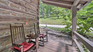 House (1 Bedroom) | Interior