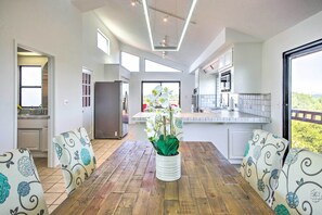 House (3 Bedrooms) | Interior - Spacious Royal Oaks Retreat w/ Deck & Views! (Watsonville)