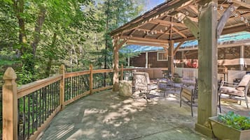 House (3 Bedrooms) | Front of property