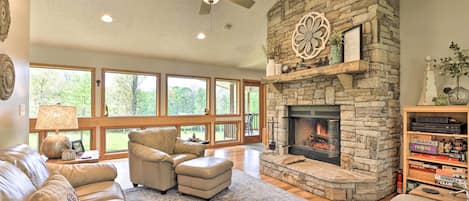 House (3 Bedrooms) | Interior
