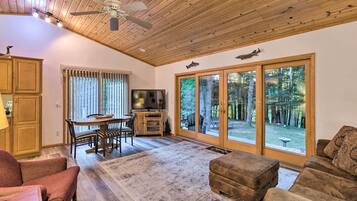 House (2 Bedrooms) | Front of property