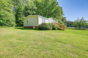 Interior - Serene Home: 2 Decks, 3 Mi to Blue Ridge Pkwy (Willis)
