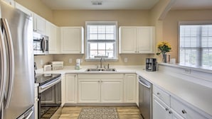 Apartment (2 Bedrooms) | Bahagian dalam