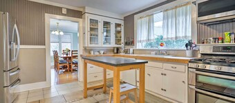 Peaceful Wine Country Getaway - Walk to Downtown!