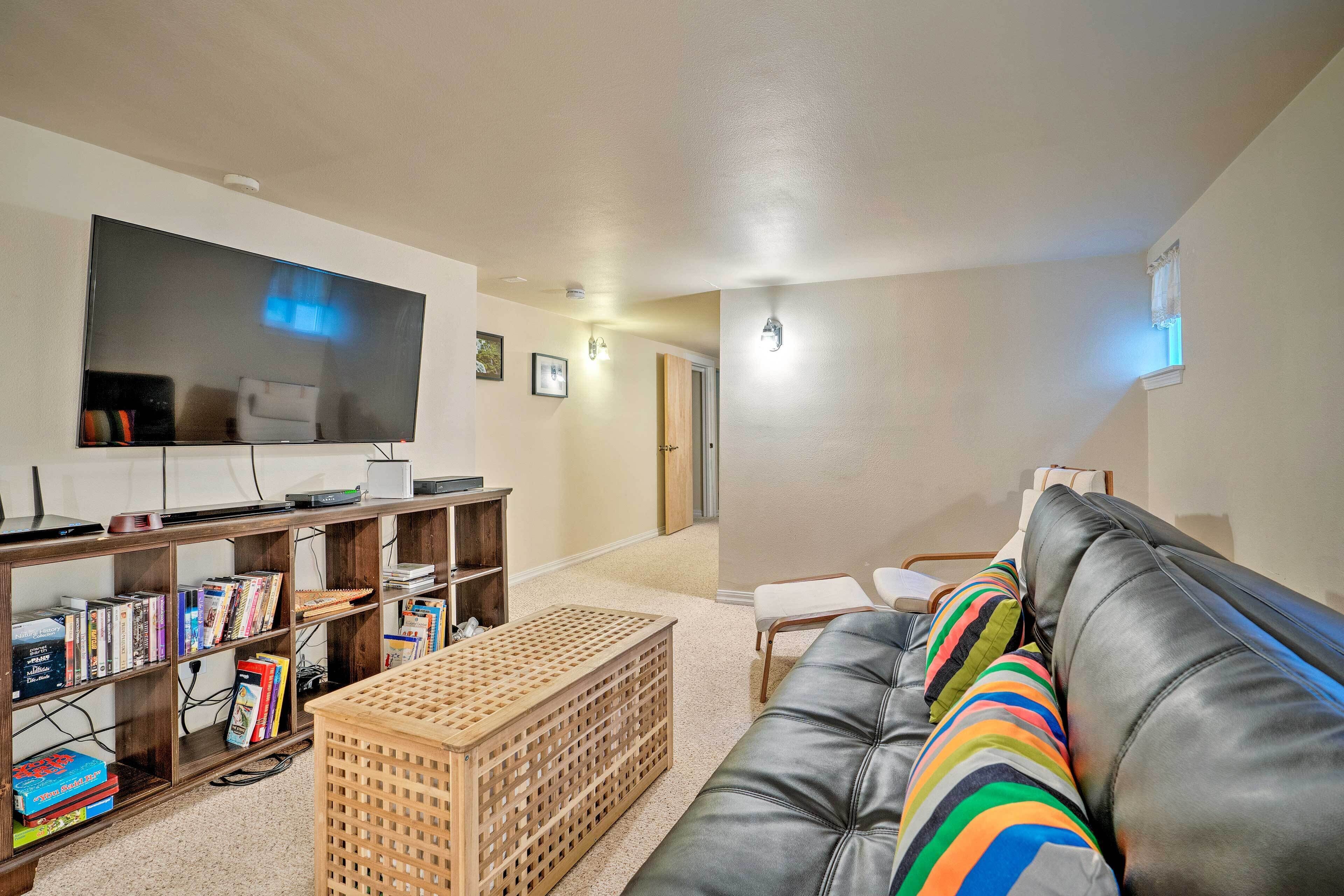 House (5 Bedrooms) | Interior