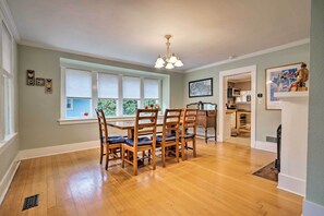 Talo (5 Bedrooms) | Sisätilat