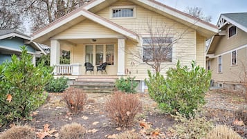 House (5 Bedrooms) | Front of property