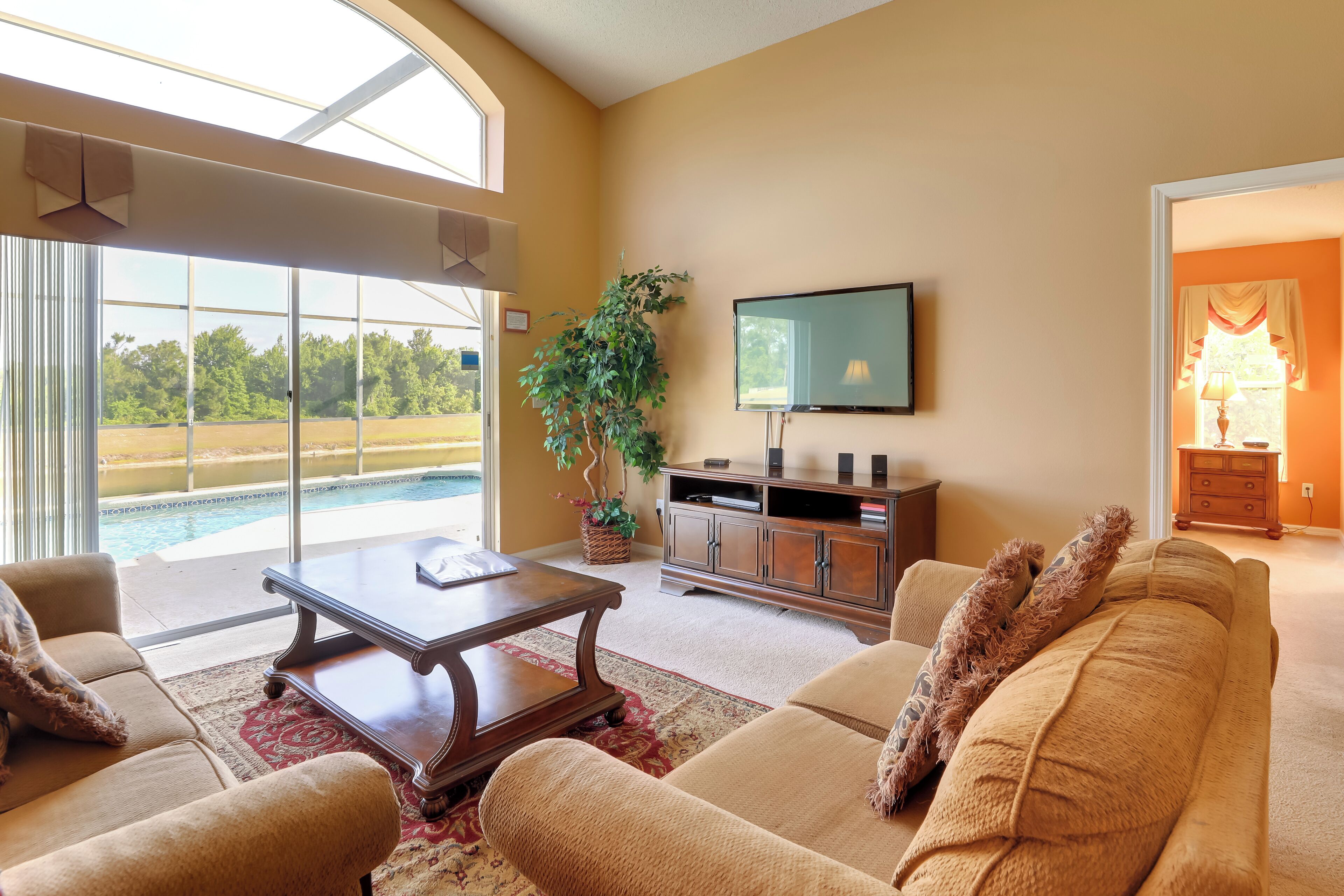 Vila (4 Bedrooms) | Bagian depan properti