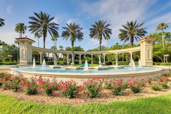 Interior - 5 Mi to Disney: Lake-view Villa in Emerald Island! (Kissimmee)