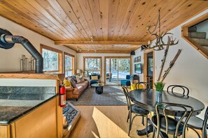 House (3 Bedrooms) | Interior - Mysty Mountain Cabin on River: Near Stevens Pass! (Skykomish)