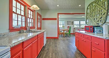 Renovated KY Farmhouse Retreat w/ Pasture Views!