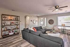 House (3 Bedrooms) | Interior
