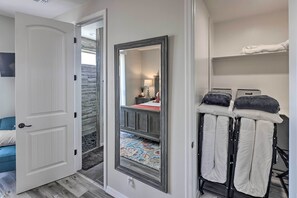 Interior - Arizona Home: 3 Mi to CO River, Snowbirds Welcome (Bullhead City)