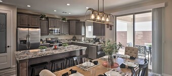 Arizona Home: 3 Mi to CO River, Snowbirds Welcome