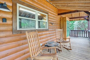 House (3 Bedrooms) | Interior - Mtn Views, Yard, & Fire Pit: Multi-level Cabin (Franklin)
