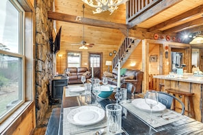 House (3 Bedrooms) | Interior