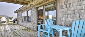 Hatteras-style Salvo Home - Walk to Shore!