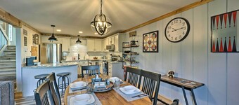 1 Mi to Skiing: Beech Mountain Condo w/ Fireplace!