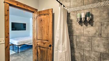 Apartment (0 Bedroom) | Interior