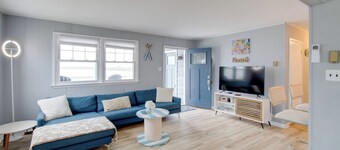 Bayfront Brigantine Escape w/ Porch & Bay Views!