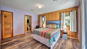 House (5 Bedrooms) | Interior