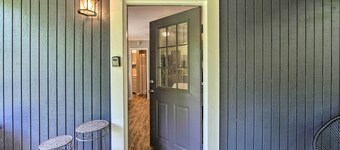 Cozy Studio Cabin on Lake O the Pines w/ Deck!