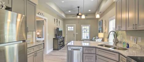 House (2 Bedrooms) | Bahagian dalam