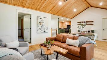 House (4 Bedrooms) | Bahagian dalam