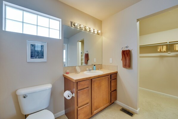 House (2 Bedrooms) | Interior - Idyllic Fort Collins Home ~ 5 Mi to Old Town! (Fort Collins)
