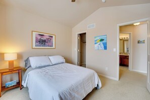 Interior - Idyllic Fort Collins Home ~ 5 Mi to Old Town! (Fort Collins)