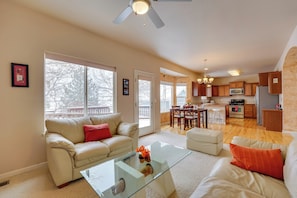 House (2 Bedrooms) | Interior