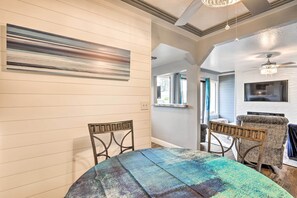 Apartment (2 Bedrooms) | Bahagian dalam