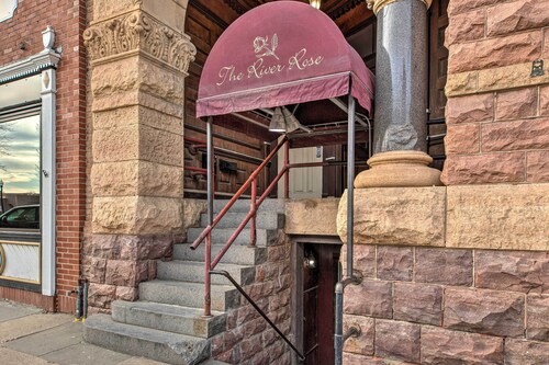 Pet-friendly Apt: Walk to Missouri River!