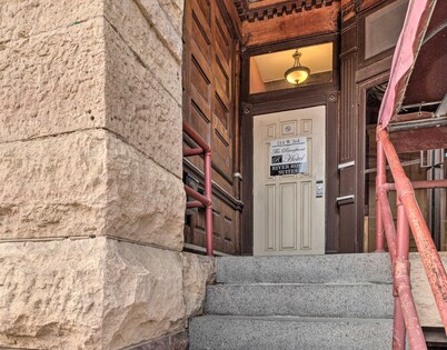 Pet-friendly Apt: Walk to Missouri River!