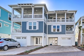 Apartment (4 Bedrooms) | Fassade der Unterkunft