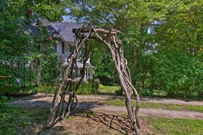 House (3 Bedrooms) | Interior - Blue Ridge Mountains Cottage w/ Pergola & Fire Pit (Hendersonville)