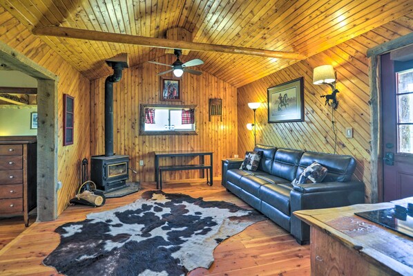 House (1 Bedroom) | Interior