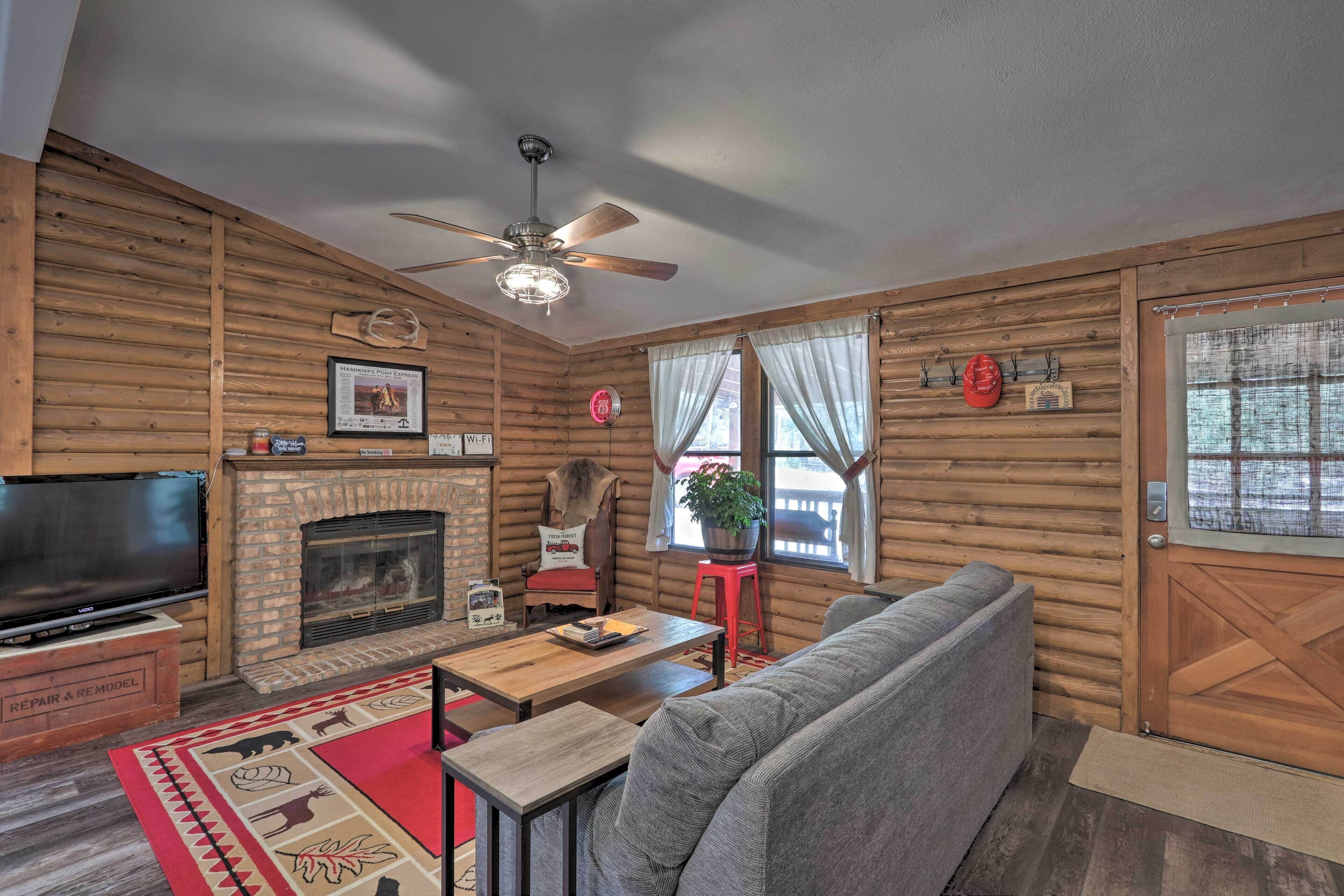 House (2 Bedrooms) | Interior