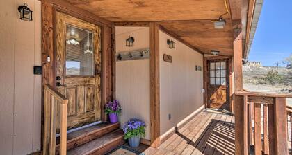 Cozy Home w/ Canyon Views: 2 Mi to Grand Staircase