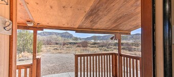 Cozy Home w/ Canyon Views: 2 Mi to Grand Staircase
