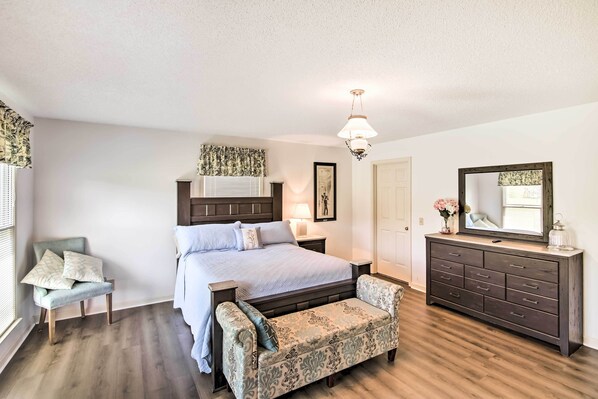 House (2 Bedrooms) | Interior