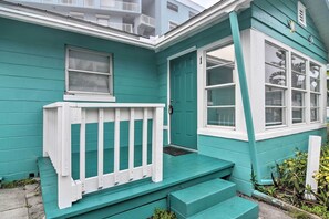 Cottage (2 Bedrooms) | Interior