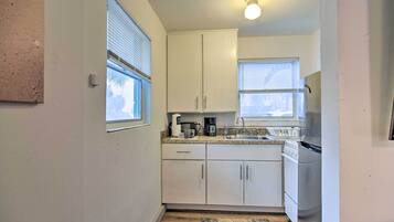 Cottage (2 Bedrooms) | Interior